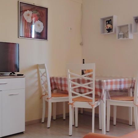 Apartments Mara Mali Lošinj Esterno foto