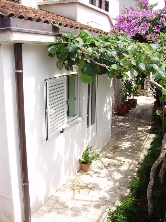 Apartments Mara Mali Lošinj Camera foto